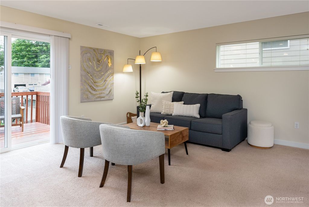 Photo of 2433 192nd Pl SW Pl, Lynnwood, WA 98036 (MLS # 2382924)