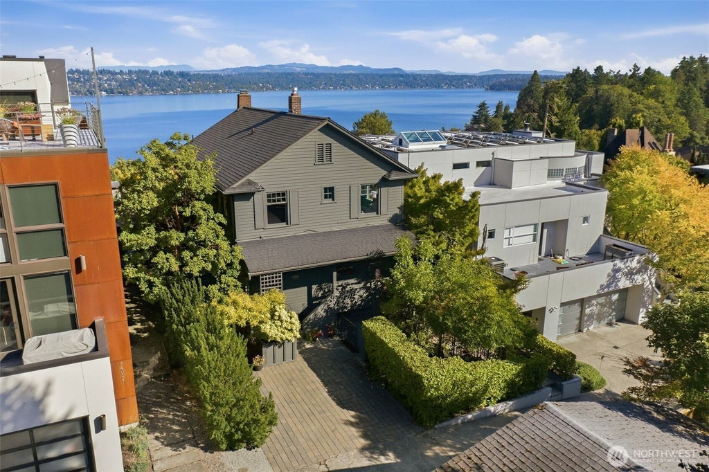 Photo of 2039 34th Avenue S, Seattle, WA 98144 (MLS # 2584493)