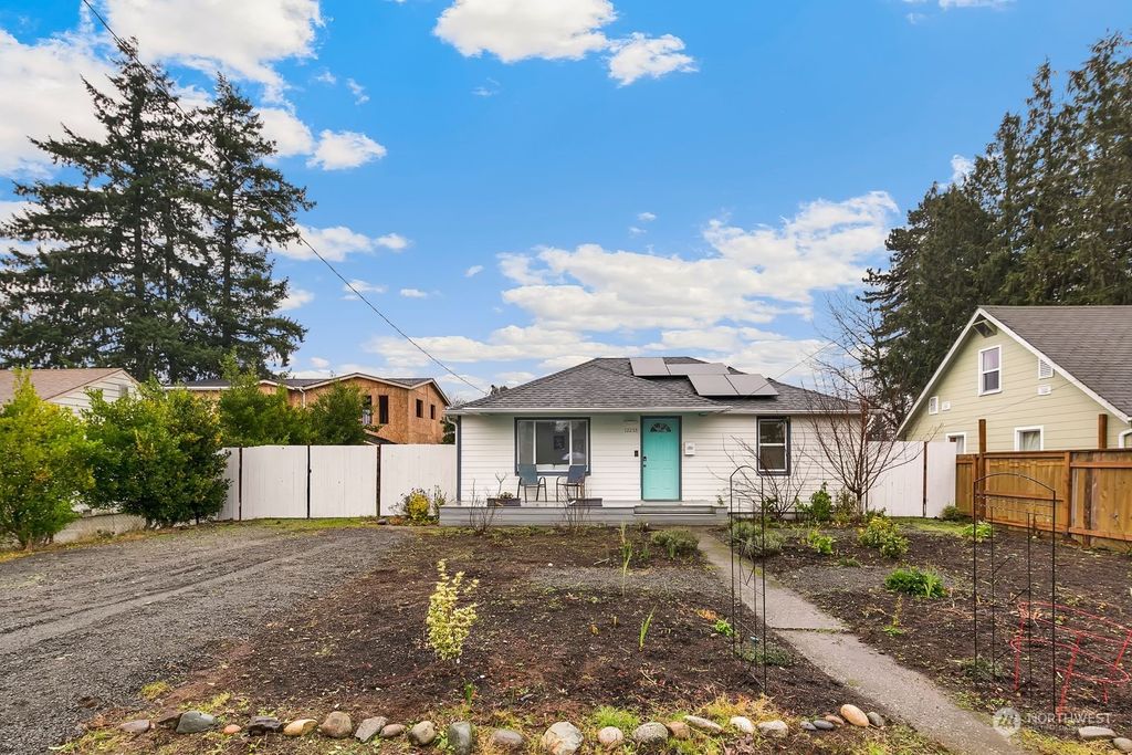 Photo of 12238 77th Avenue S, Seattle, WA 98178 (MLS # 2188478)