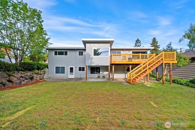 10851 Marine View Drive