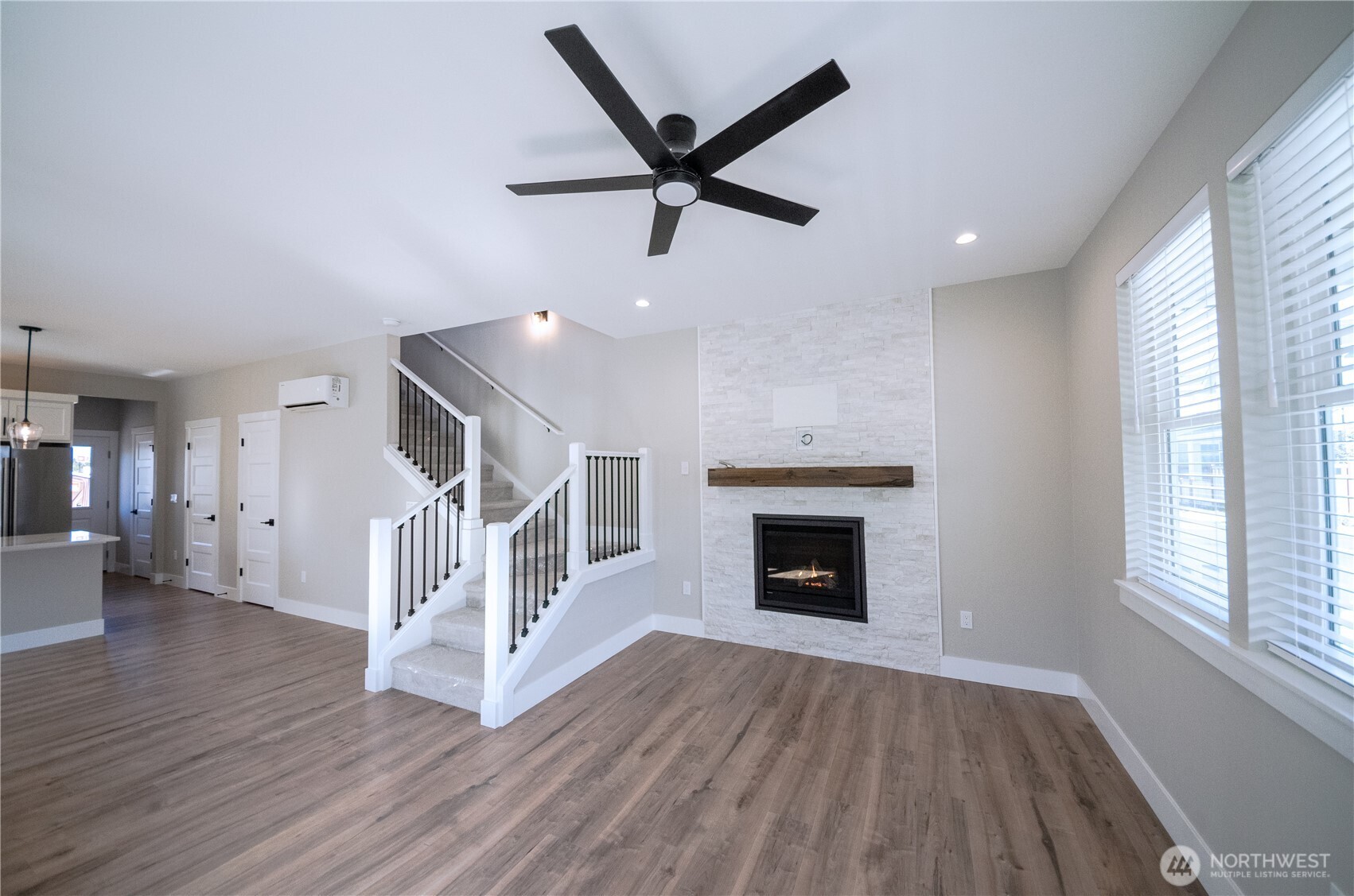 420 Elderberry Lane SW