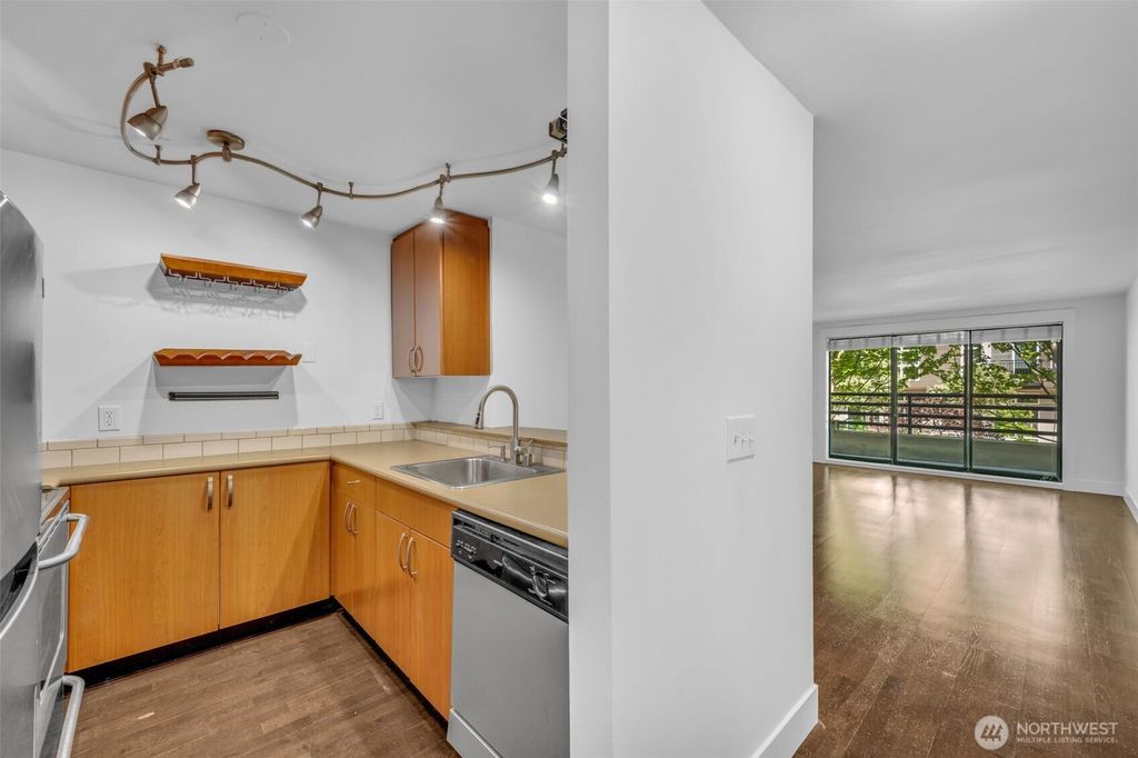 Photo of 3401 Wallingford Avenue N #210, Seattle, WA 98103 (MLS # 2516142)