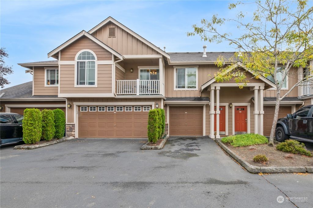Photo of 5012 146th Place NE #B-203, Marysville, WA 98271 (MLS # 2159149)