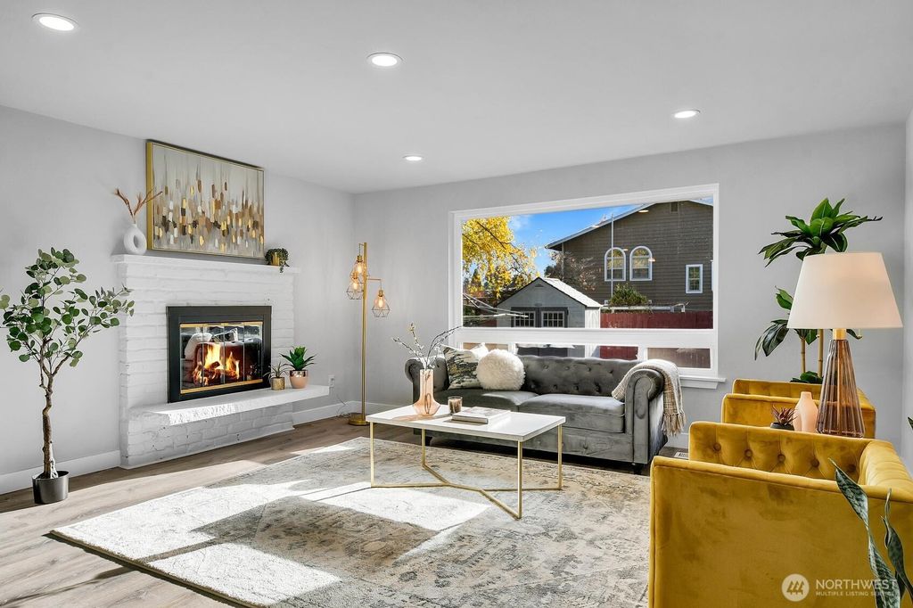 Photo of 12117 SE 164th Street, Renton, WA 98058 (MLS # 2454714)