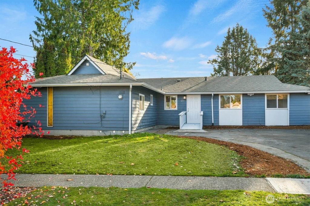Photo of 12117 SE 164th Street, Renton, WA 98058 (MLS # 2454714)