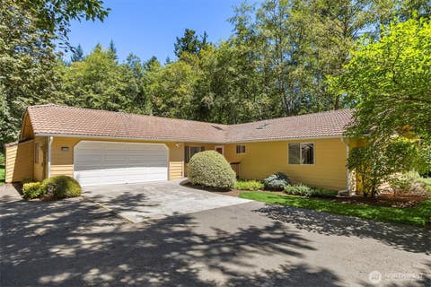 Photo of 8960 NE Day Road, Bainbridge Island, WA 98110 (MLS # 2563597)