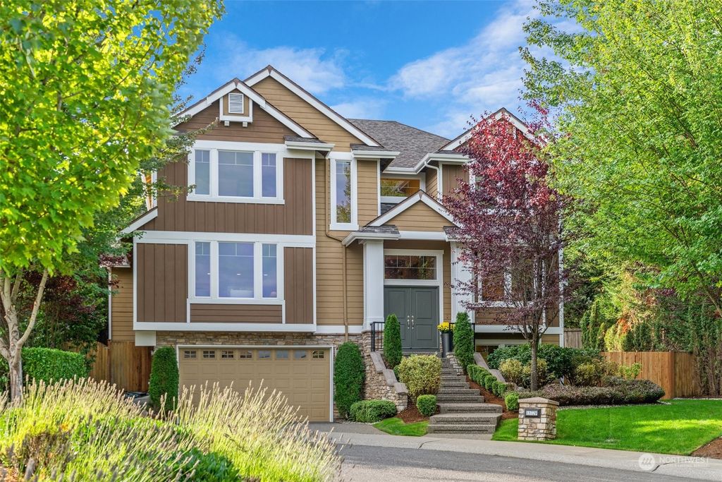 Photo of 15729 NE 119th Court, Redmond, WA 98052 (MLS # 1996364)