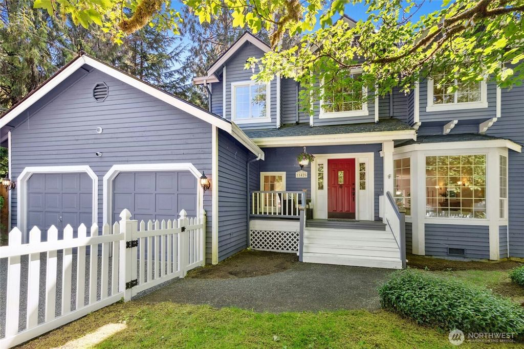 Photo of 11426 317th Avenue NE, Carnation, WA 98014 (MLS # 2380208)