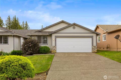 Photo of 1218 184th Street Ct E, Spanaway, WA 98387 (MLS # 2534109)