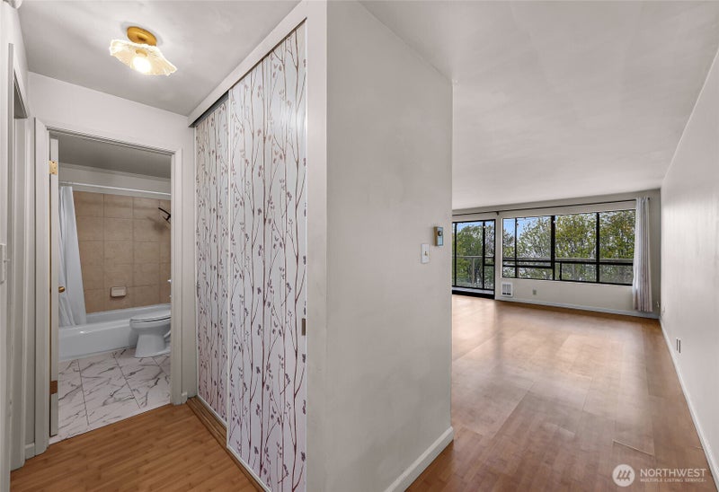 414 Boulevard 105