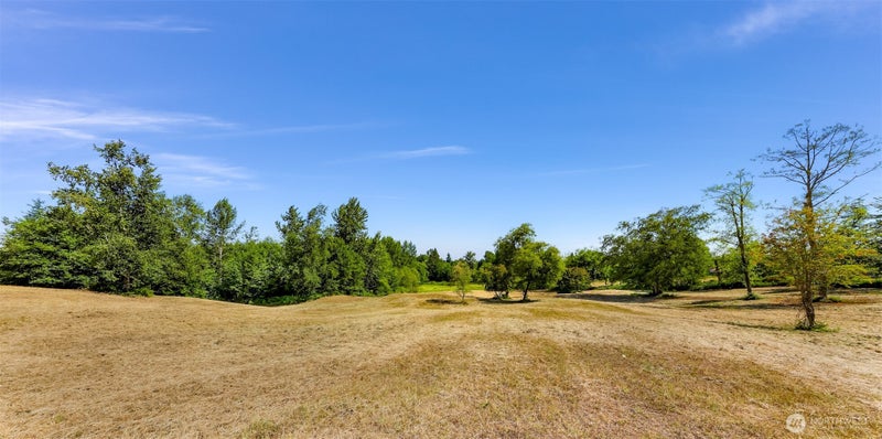 353 E Silverado Court