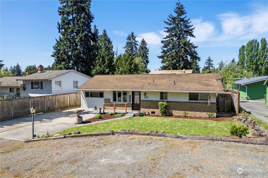 Photo of 10453 7th Avenue SW, Seattle, WA 98146 (MLS # 2065188)