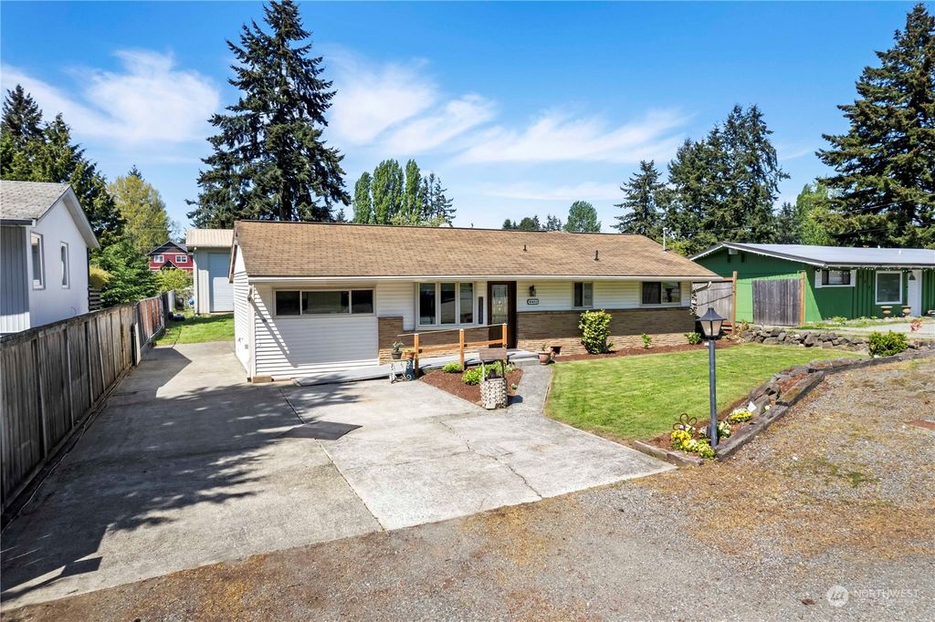 Photo of 10453 7th Avenue SW, Seattle, WA 98146 (MLS # 2065188)