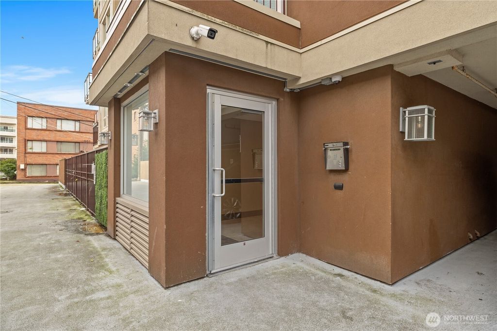 Photo of 500 W 5th Avenue #306, Seattle, WA 98119 (MLS # 2501442)