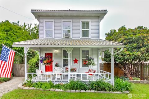 1713 Wood Avenue Sumner WA 98390