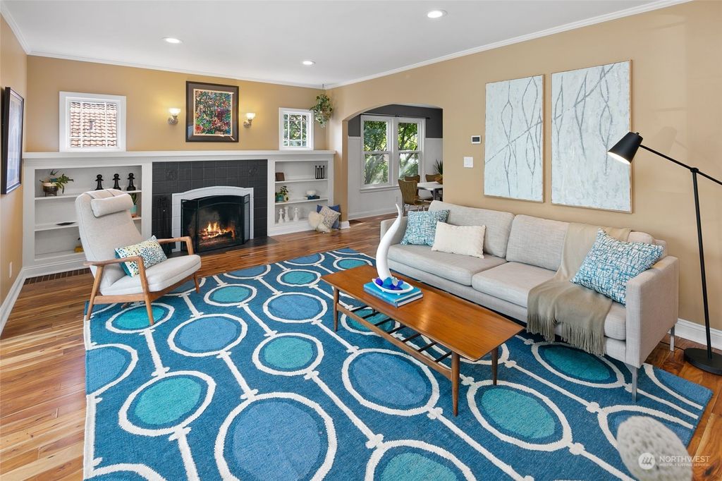 Photo of 561 Highland Drive, Seattle, WA 98109 (MLS # 2156249)