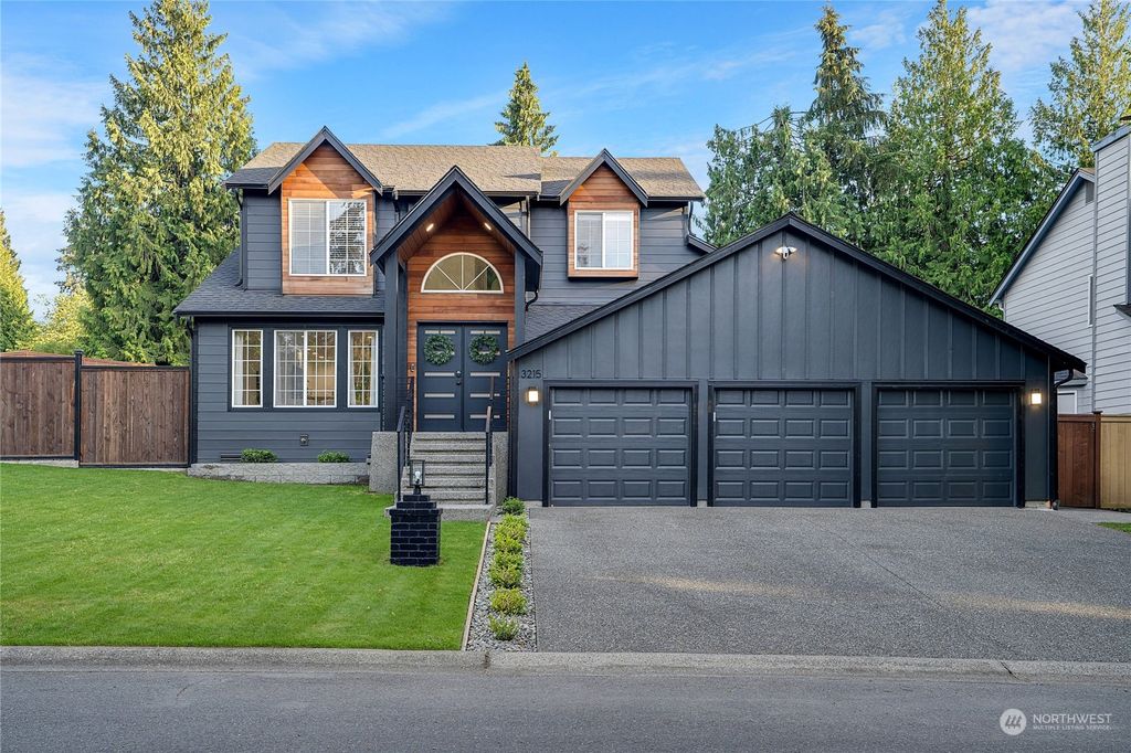 Photo of 3215 S 314th Place, Auburn, WA 98001 (MLS # 2239513)