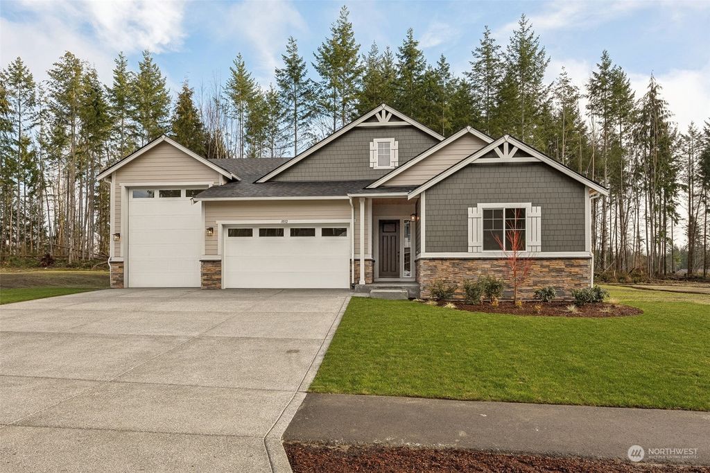 Photo of 10323 132nd Avenue NE #08, Lake Stevens, WA 98258 (MLS # 2324039)