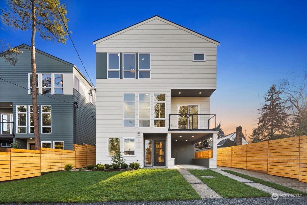 Photo of 1209 NE 97th Street, Seattle, WA 98115 (MLS # 2198746)