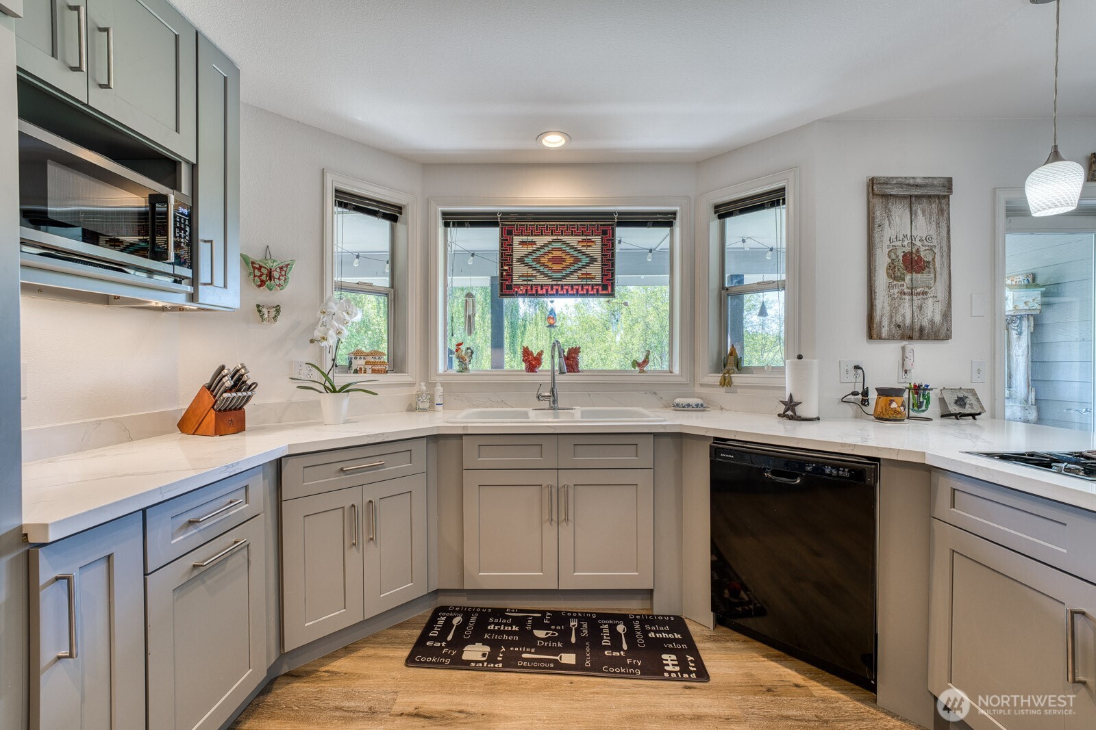 1308 11th Street Pl SW