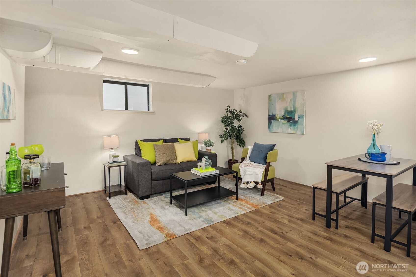 Burien, Washington 98166, United States, 4 Bedrooms Bedrooms, ,2 BathroomsBathrooms,Residential,Active,96566