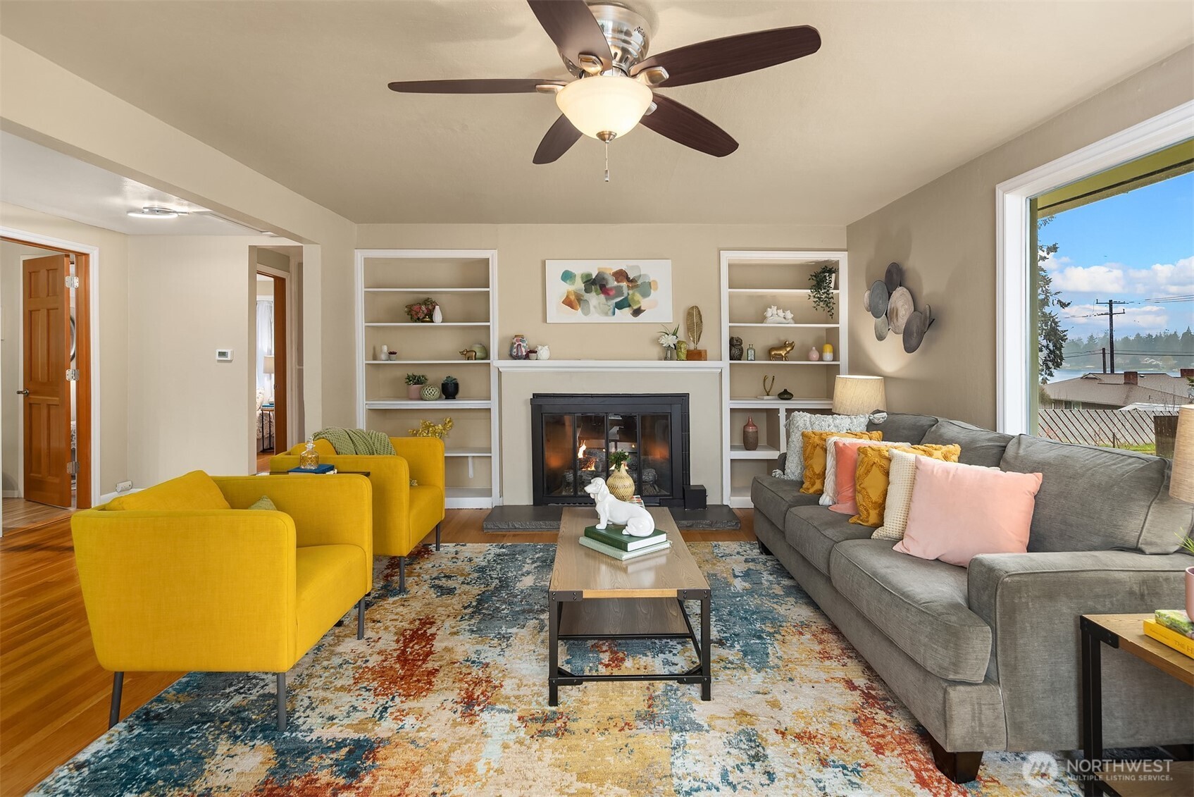 Burien, Washington 98166, United States, 4 Bedrooms Bedrooms, ,2 BathroomsBathrooms,Residential,Active,96566