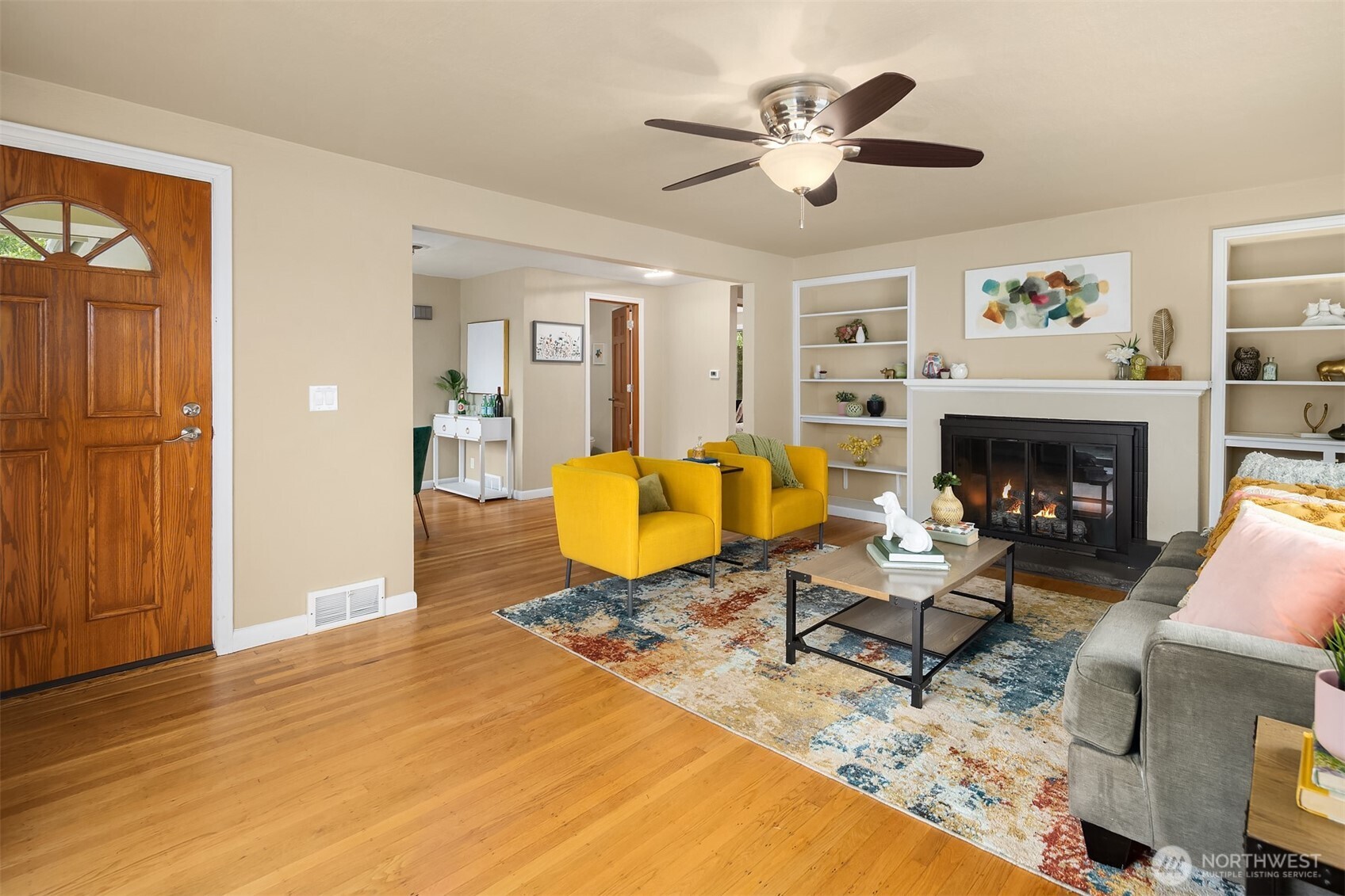 Burien, Washington 98166, United States, 4 Bedrooms Bedrooms, ,2 BathroomsBathrooms,Residential,Active,96566