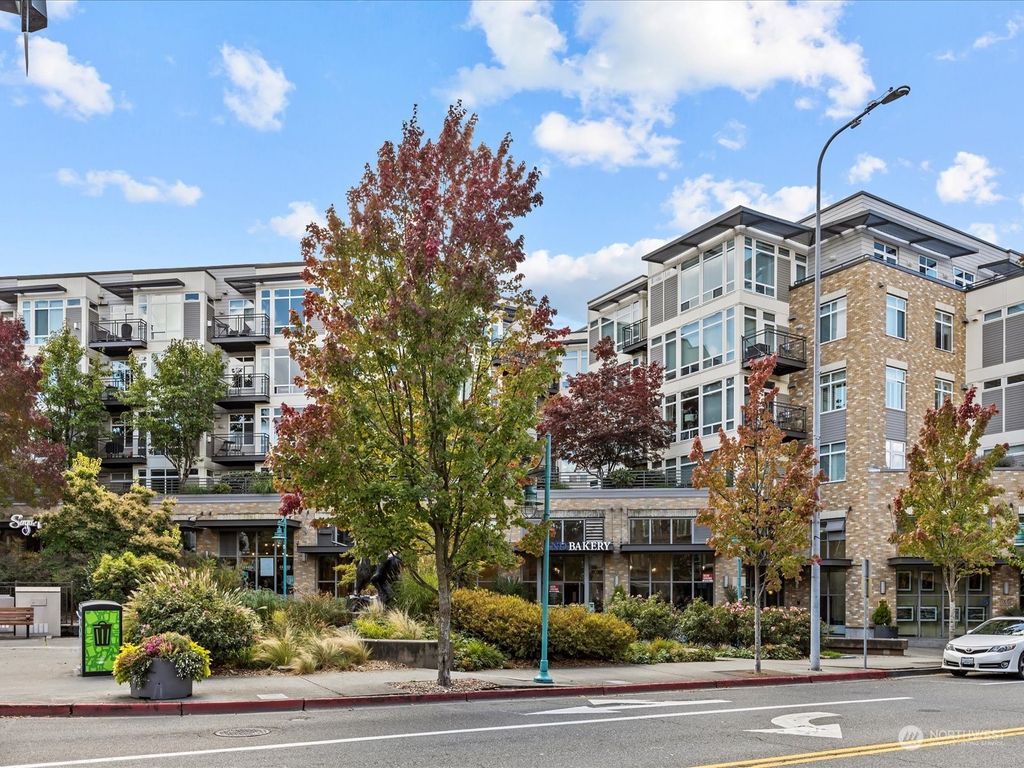 Photo of 211 Kirkland Avenue #306, Kirkland, WA 98033 (MLS # 2300222)