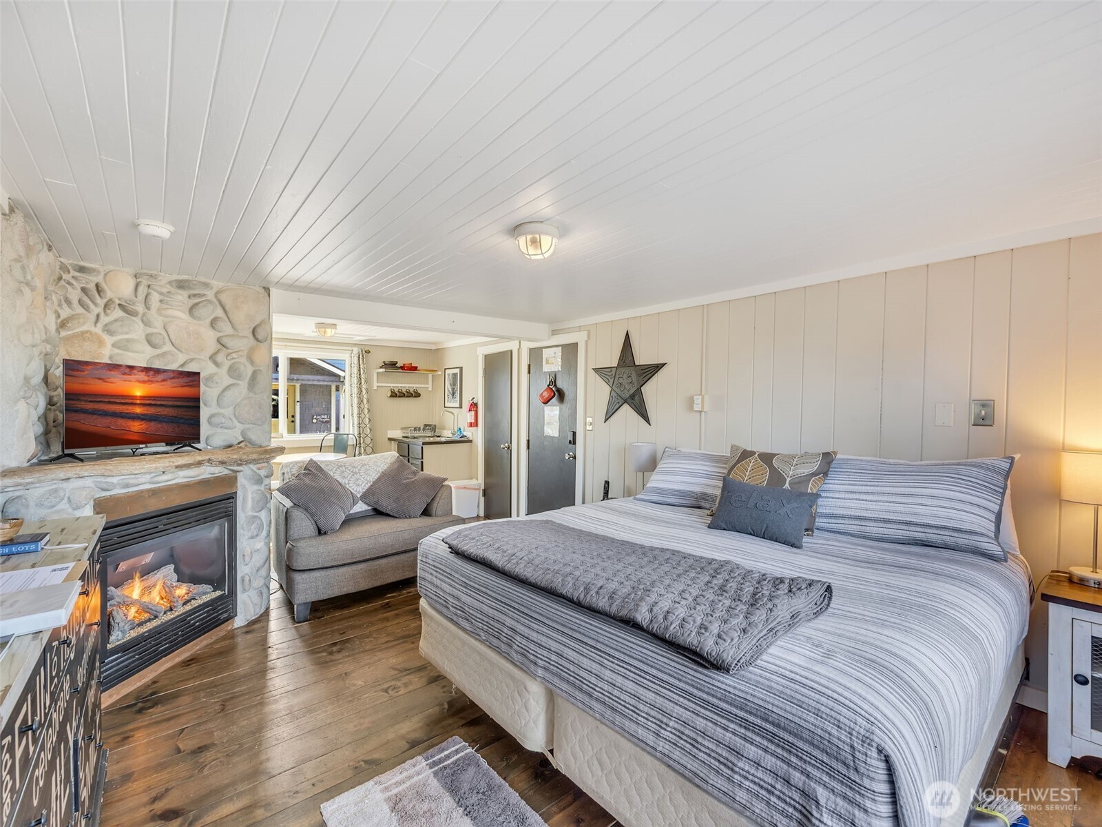 105 Ocean Beach Boulevard 4