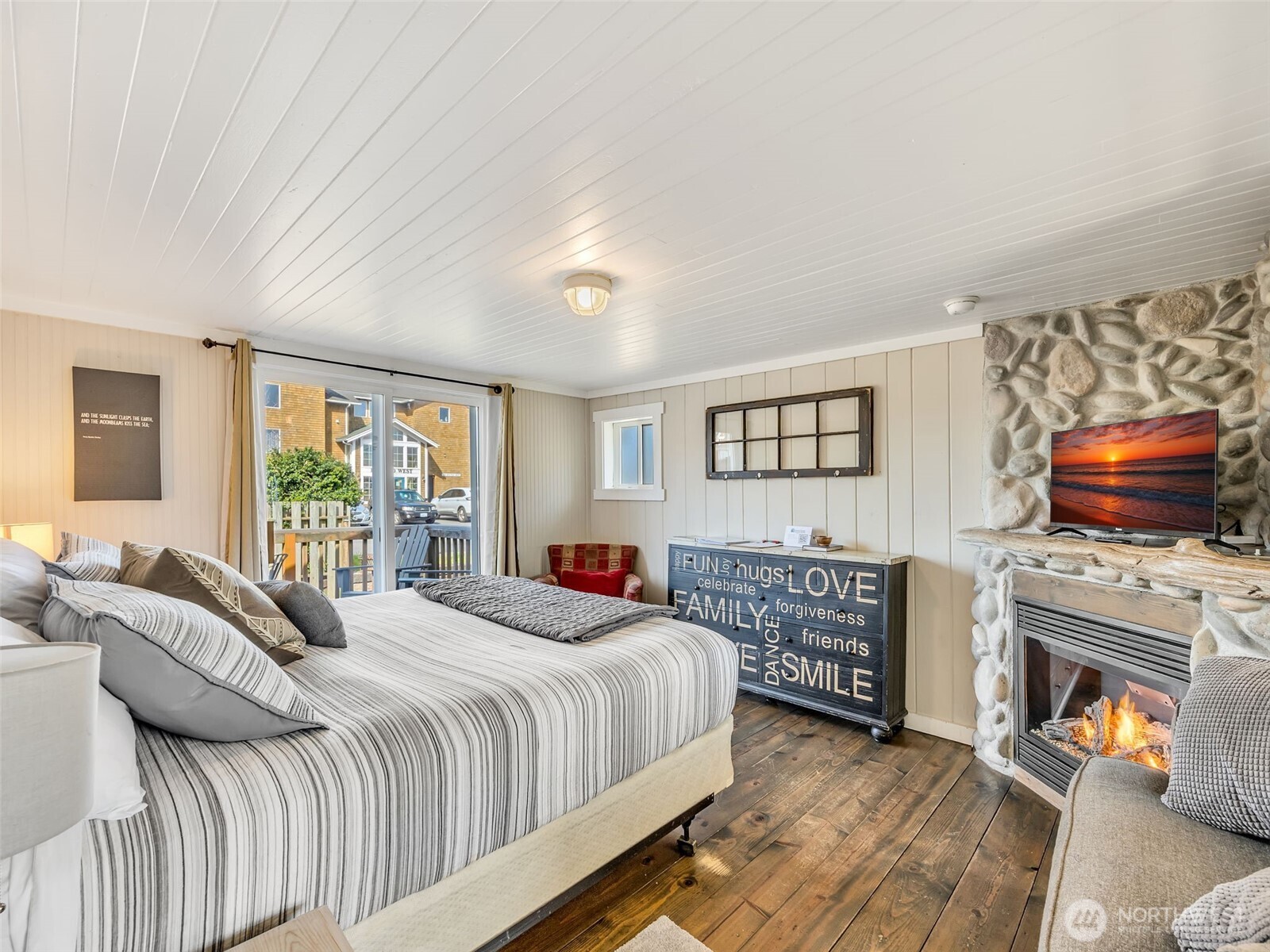 105 Ocean Beach Boulevard 4