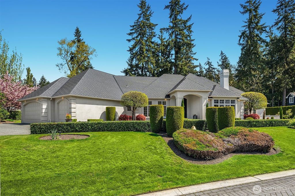 Photo of 5726 125th Lane NE, Kirkland, WA 98033 (MLS # 2363160)