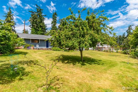 A home in Oak Harbor