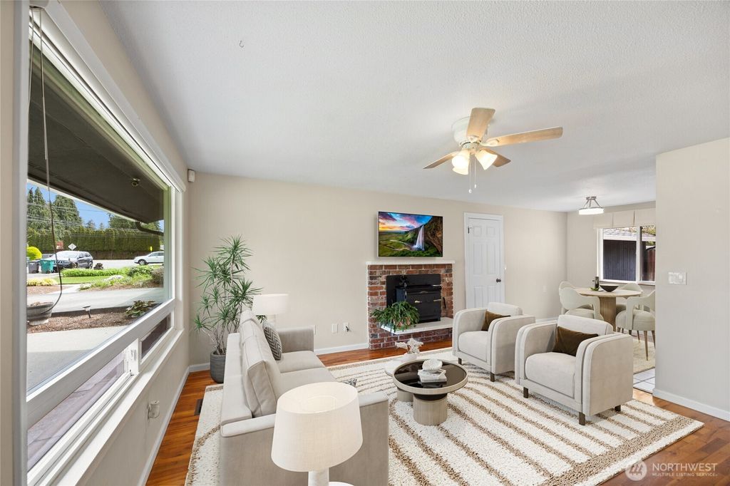 Photo of 1106 26th Street SE, Auburn, WA 98002 (MLS # 2511834)