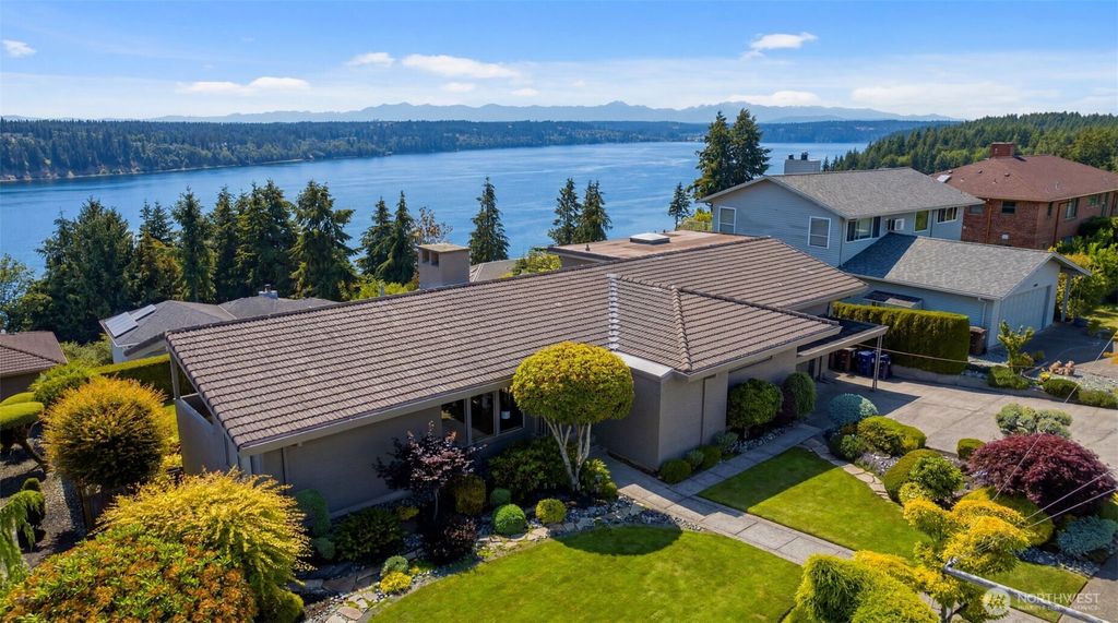 Photo of 4620 N Lexington Street, Tacoma, WA 98407 (MLS # 2544602)