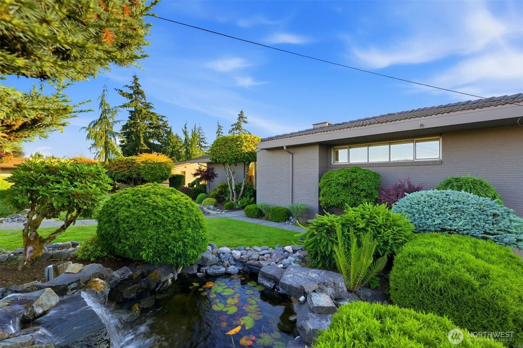 Photo of 4620 N Lexington Street, Tacoma, WA 98407 (MLS # 2544602)