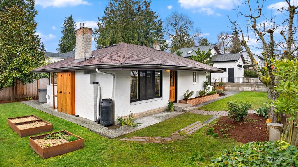 Photo of 10545 Linden Avenue N, Seattle, WA 98133 (MLS # 2202041)