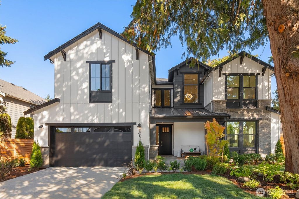 Photo of 208 106th Avenue SE, Bellevue, WA 98004 (MLS # 2465974)