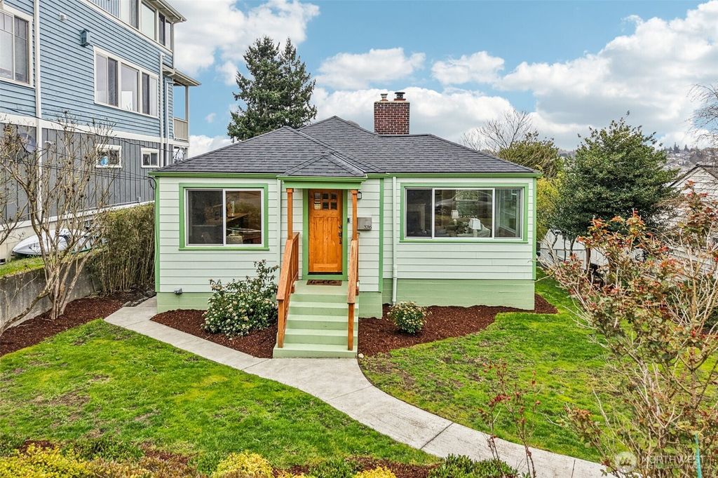 Photo of 3216 24th Avenue W, Seattle, WA 98199 (MLS # 2489995)