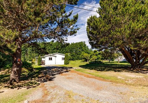 A home in Oak Harbor