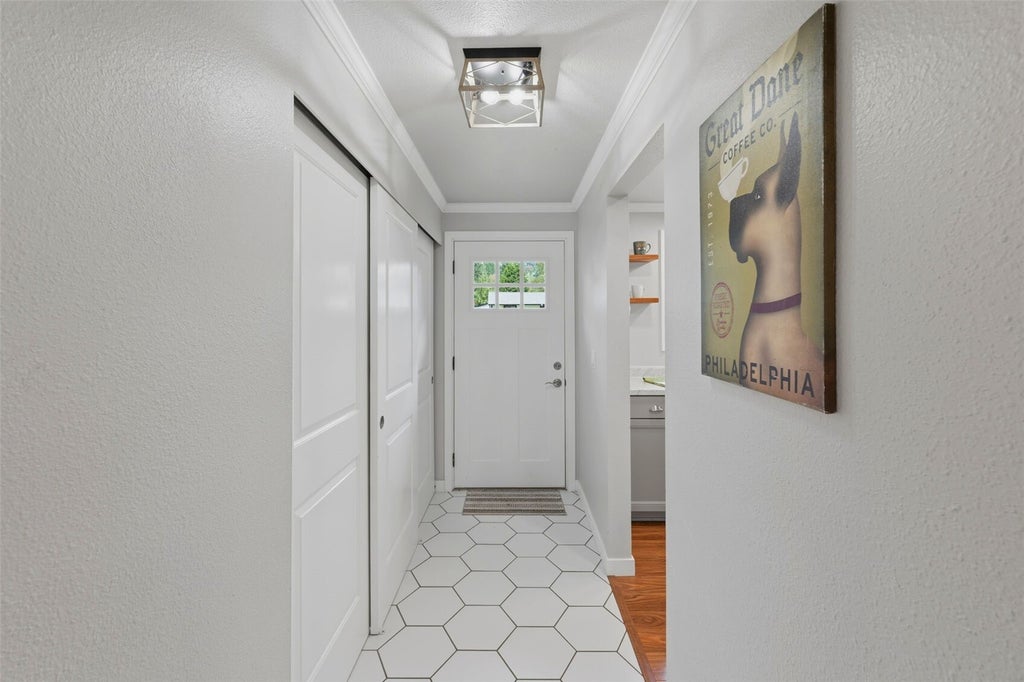 Photo of 27163 Meadow Circle NE, Kingston, WA 98346 (MLS # 2599412)