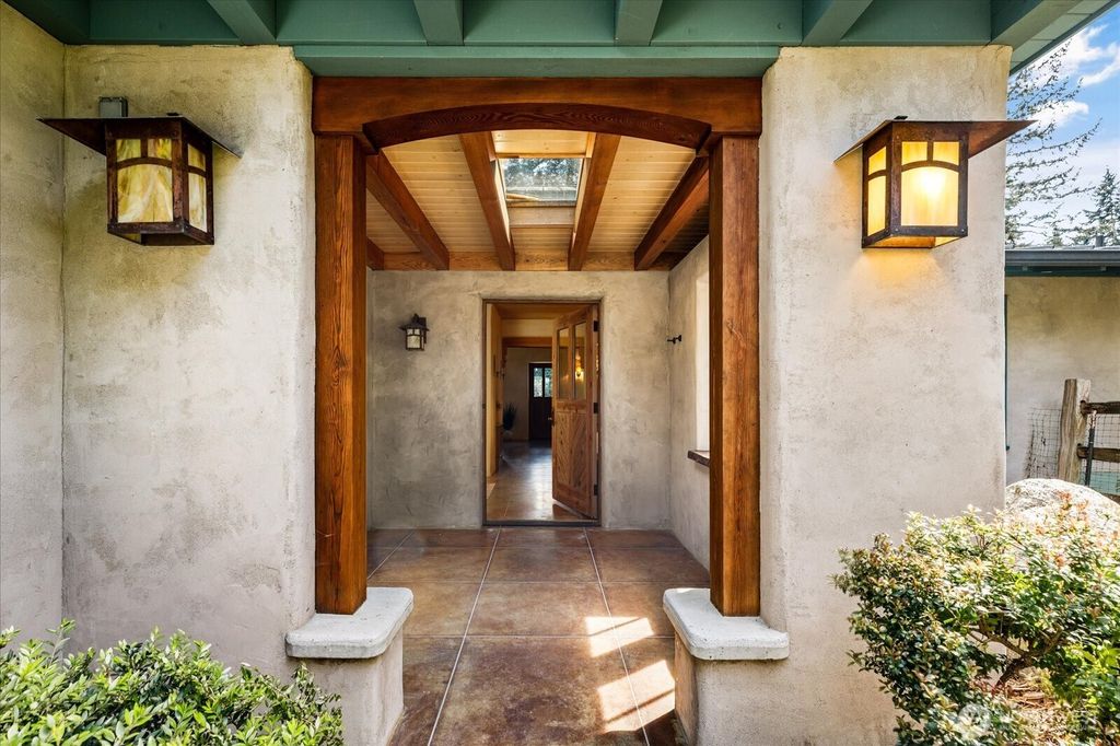 Photo of 2720 Thompson Road, Langley, WA 98260 (MLS # 2512481)