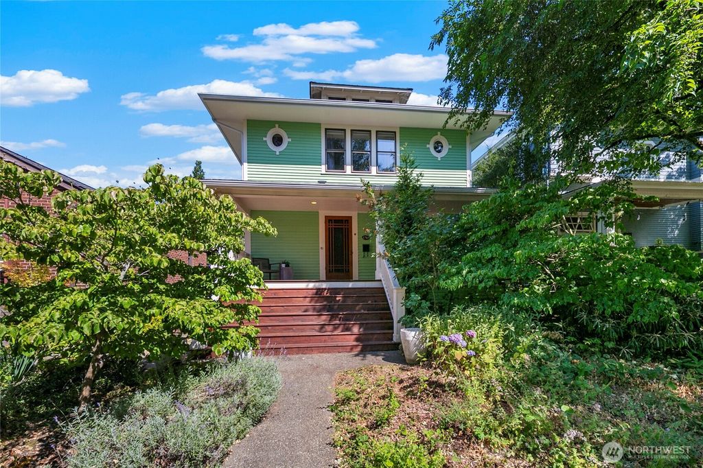 Photo of 1250 17th Avenue E, Seattle, WA 98112 (MLS # 2405174)