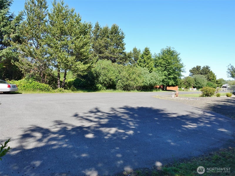 223 Muskrat Court SW
