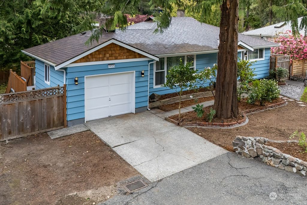 Photo of 18325 Evanston Avenue N, Shoreline, WA 98133 (MLS # 2235046)