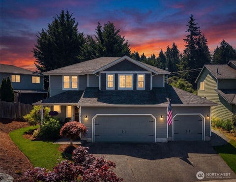 Photo of 13511 110th Avenue Ct E, Puyallup, WA 98374 (MLS # 2545527)