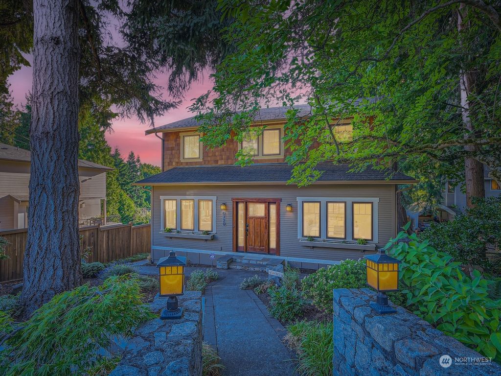 Photo of 6729 46th Avenue SW, Seattle, WA 98136 (MLS # 2134710)