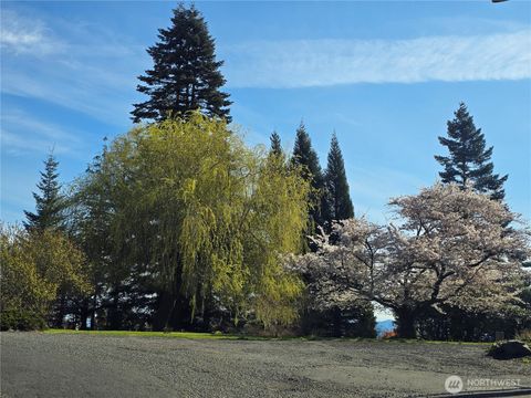 Photo of 5838 Hawthorne Place, Ferndale, WA 98248 (MLS # 2503582)