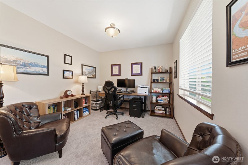 59 Chapelwood Avenue