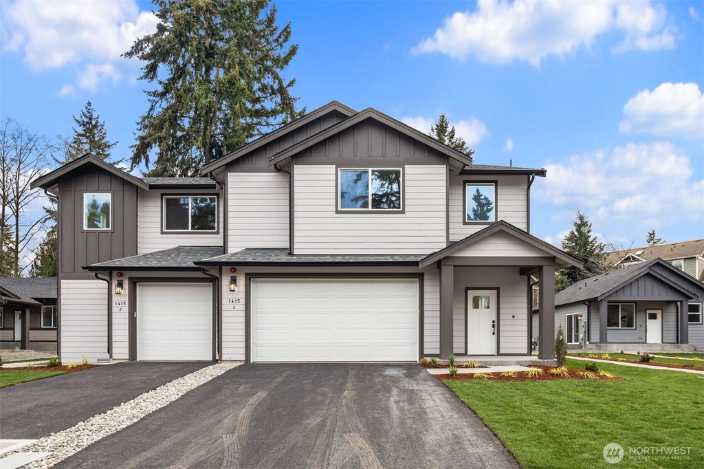 Photo of 1415 SW 122nd Lane #9B, Burien, WA 98146 (MLS # 2365665)