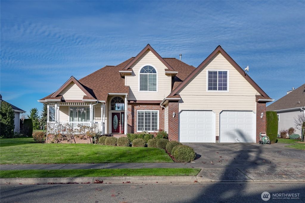 Photo of 600 Sunrise Drive, Lynden, WA 98264 (MLS # 2478228)